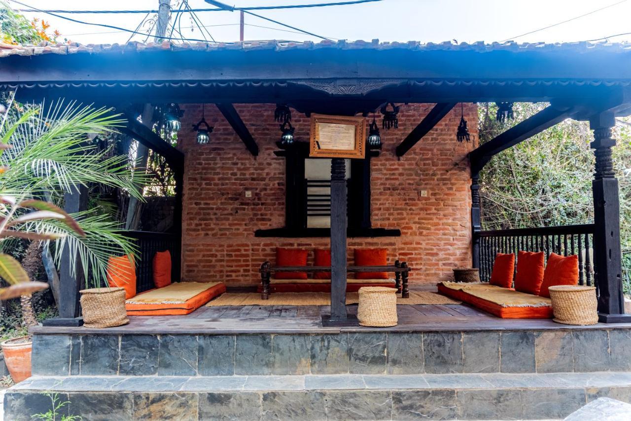 Hotel Ganesh Himal Катманду Екстер'єр фото