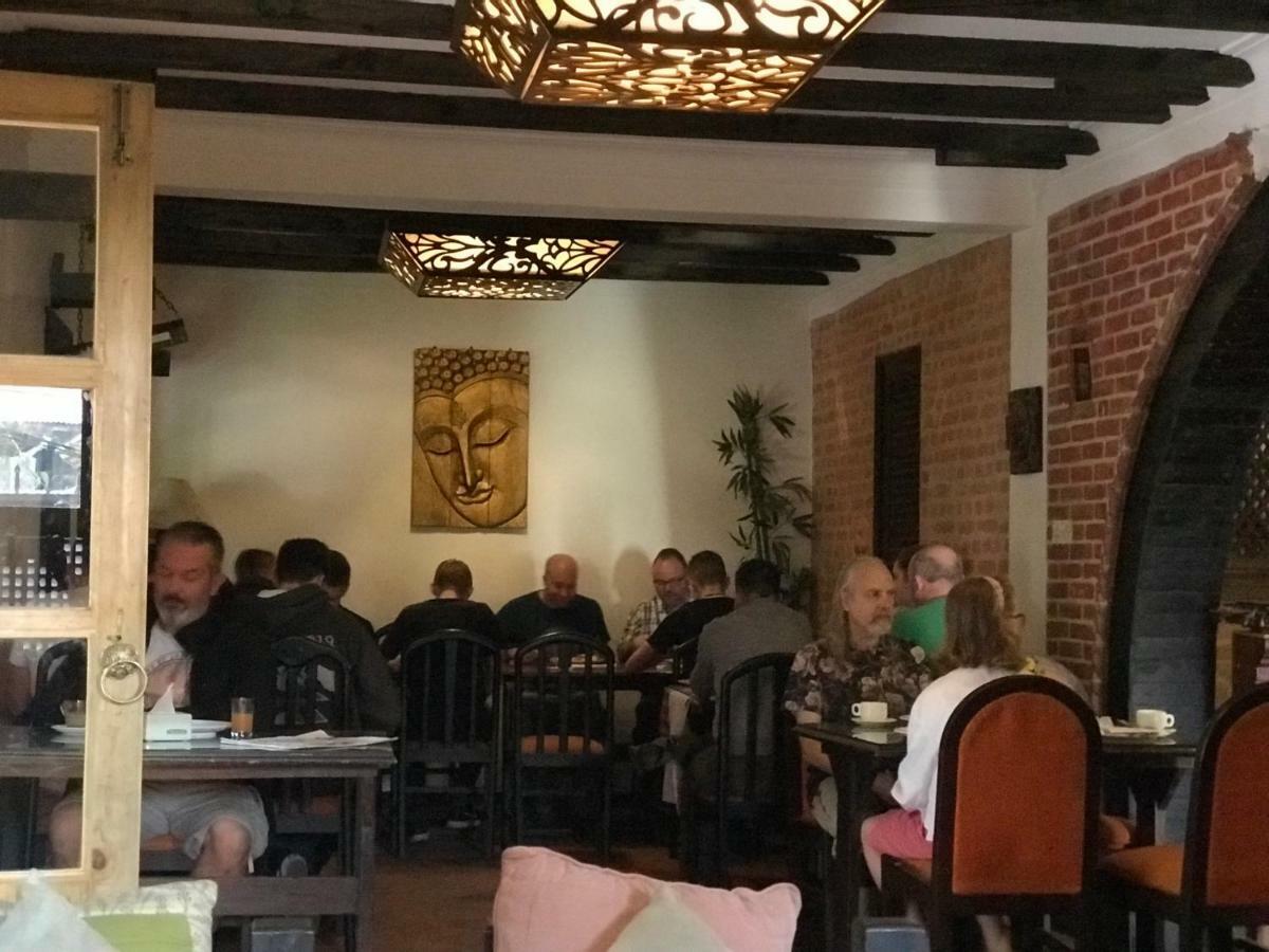 Hotel Ganesh Himal Катманду Екстер'єр фото